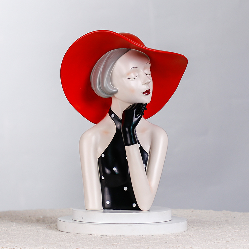 Instagram Style Girl Sculpture - Resin Art Instagram 评论和价格