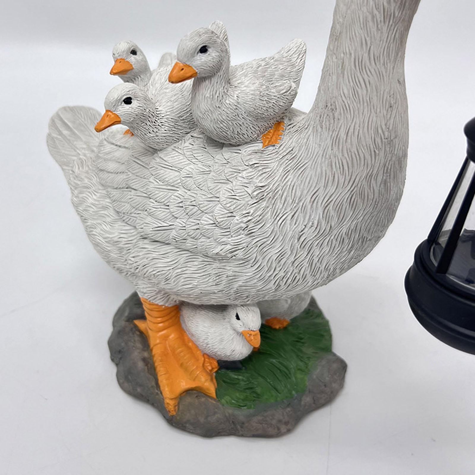 Standing Duck Garden Sculpture - Resin Art Stand 评论和价格